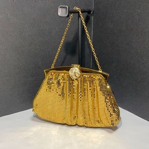 Vintage 1940’s Whiting & Davis Gold Mesh Clutch! All That Glimmers Is Gold!